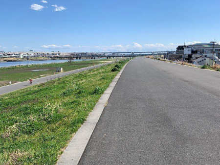 ���ӊ� ���� 590m �r����m�o���Βn(�r����m�o���Βn�܂�590m �k��8���B)