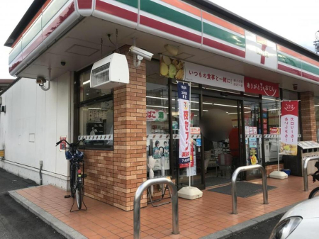 ���ӊ� �R���r�j 110m �Z�u���C���u���Y�a����2���ړX(�Z�u���C���u���Y�a����2���ړX�܂�110m �k��2���B)