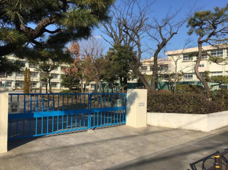 ���ӊ� ���w�Z 970m �����旧���c���w�Z(�����旧���c���w�Z�܂�970m �k��13���B)