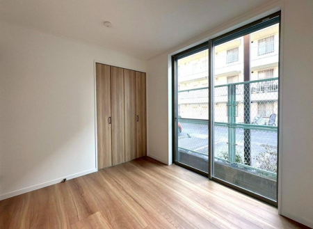 ���̑����� �����y�����z�i�i2026�N4���j�B�e  �傫�ȑ���������������ޖ��邢�����B�V���v���Ŏg���₷���Ԏ�肪�A�C���e���A�����R�Ɋy���߂�S�n�悢��Ԃł��B