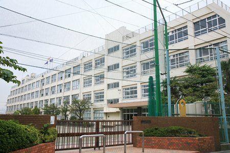 ���ӊ� ���w�Z 550m �����旧���������w�Z(�����旧���������w�Z�܂�550m �k��7���B)