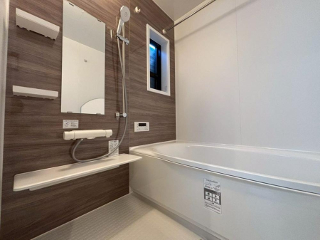 ���� �����y�o�X�z�i2026�N4���j�B�e�F1����  �����������F���������͂̃o�X���[���B�f�U�C�����Ƌ@�\���𗼗��������K�ȃ����N�[�[�V������Ԃł��B