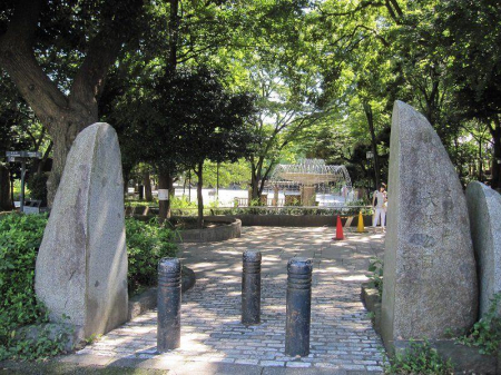 ���ӊ� ���� 1220m ��ˌ���(��ˌ����܂�1220m �k��16���B)