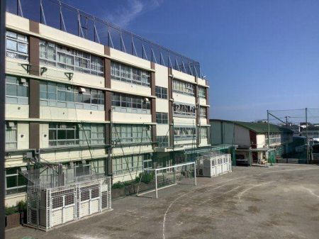 ���ӊ� ���w�Z 820m �ڍ��旧�掵���w�Z(�ڍ��旧�掵���w�Z�܂�820m �k��11���B)