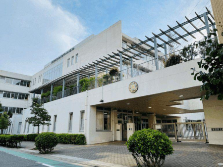 ���ӊ� ���w�Z 290m �n�c�旧���c���w�Z(�n�c�旧���c���w�Z�܂�290m �k��4���B)