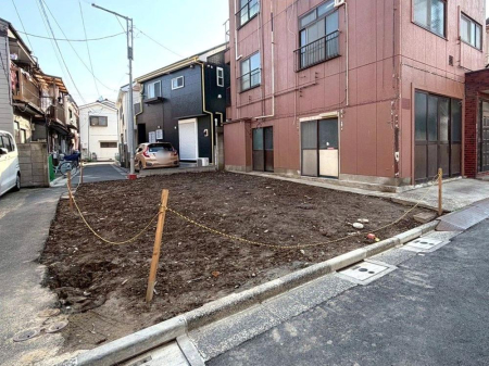 ���n�y�n�ʐ^ �O�ρy���n�z�i2026�N4���j�B�e  �p�n�������炷�D�ꂽ�̌��ƒʕ��B�������Ƃ����J�����ɕ�܂�A�㎿�ȓ����������Z���ł��B