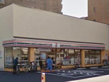 ���ӊ� �R���r�j 60m �Z�u���C���u���n�c������3���ړX(�Z�u���C���u���n�c������3���ړX�܂�60m �k��1���B)