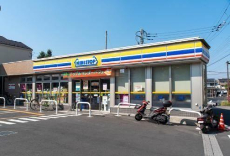 ���ӊ� �R���r�j 170m �~�j�X�g�b�v�V����4���ړX(�~�j�X�g�b�v�V����4���ړX�܂�170m �k��3���B)