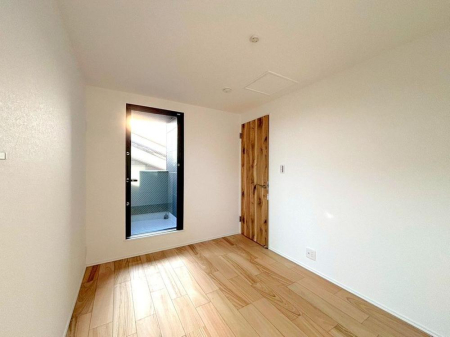 ���̑����� �����yB���������z�i2026�N4���j�B�e  �傫�ȑ���������������ޖ��邢�����B�V���v���Ŏg���₷���Ԏ�肪�A�C���e���A�����R�Ɋy���߂�S�n�悢��Ԃł��B