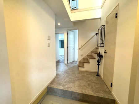 ���� �O�ρy���ցz�i2026�N4���j�B�e  �������Ŗ��邭�J���I�Ȍ��փX�y�[�X�B��Ƃ肠��݌v�ŁA�����̏o��������K�ɃT�|�[�g�B�������̂���S�n�悢��Ԃł��B