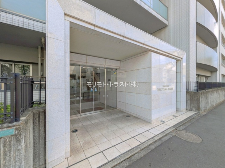 �G���g�����X -