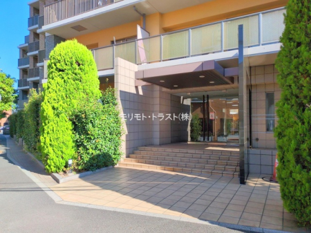 �G���g�����X -