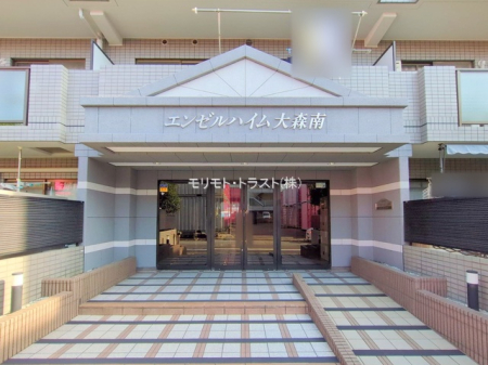 �G���g�����X -