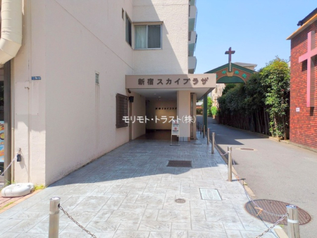 �G���g�����X -
