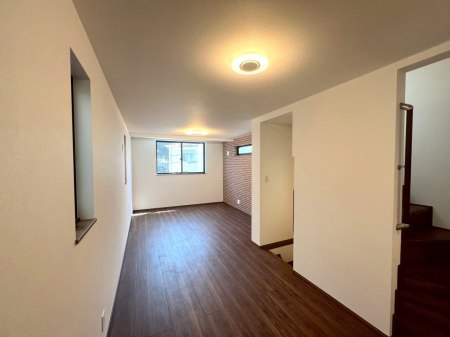 ���r���O �����y2�������r���O�z�i2026�N4���j�B�e  