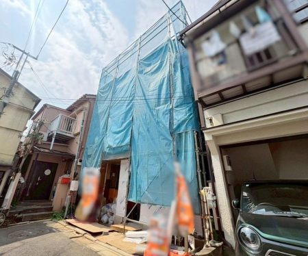 ���n�O�ώʐ^ �O�ρy���n�z�i2026�N4���j�B�e  �Ԍ��ɂ�Ƃ�̂���J���I�ȋ��B  �̌��������Ղ��荞�ށA���邭�L�т₩�ȏZ�܂��������B