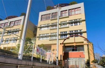 ���ӊ� ���w�Z 1660m �i��旧����w��(�i��旧����w���܂�1660m �k��21���B)