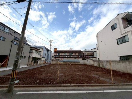 ���n�O�ώʐ^ �O�ρy���n�z�i2026�N4���j�B�e  �p�n�������炷�D�ꂽ�̌��ƒʕ��B�������Ƃ����J�����ɕ�܂�A�㎿�ȓ����������Z���ł��B