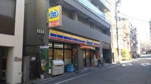 ���ӊ� �R���r�j 350m �~�j�X�g�b�v�k�V�h4���ړX(�~�j�X�g�b�v�k�V�h4���ړX�܂�350m �k��5���B)