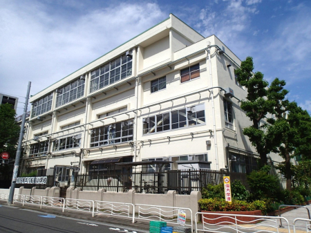 ���ӊ� ���w�Z 400m �]���旧�����쏬�w�Z