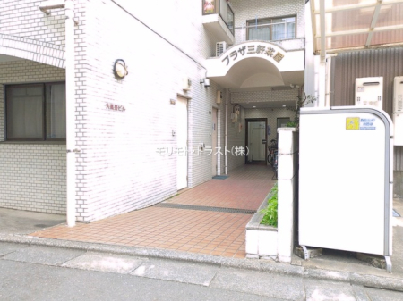 �G���g�����X -