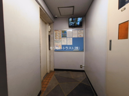 �G���g�����X -
