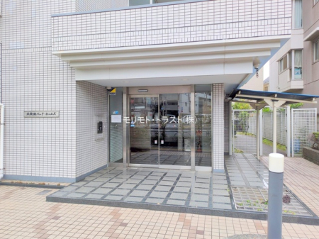 �G���g�����X -