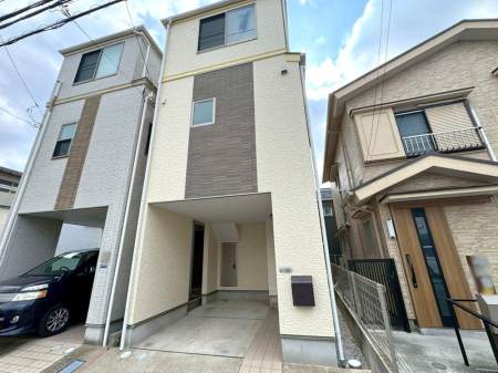 ���n�O�ώʐ^ �O�ρy�O�ρz�i2026�N4���j�B�e  ���邢�F���̊O�ς���ۓI�ȏZ�܂��B�Ƒ��̏Ί炪�������A�����肠�ӂ��f�U�C�������͂ł��B