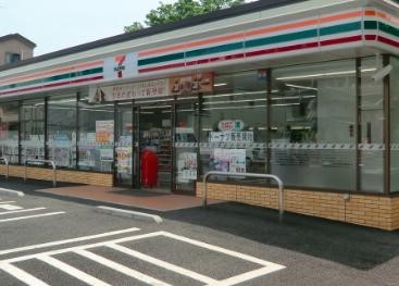 ���ӊ� �R���r�j 300m �Z�u���C���u���]�ː��6���ړX(�Z�u���C���u���]�ː��6���ړX�܂�300m �k��4���B)