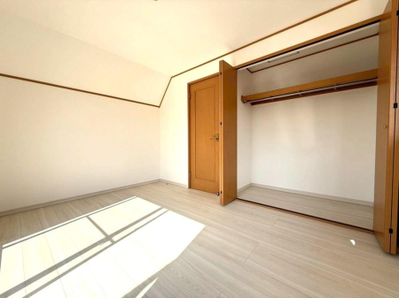 ���̑����� �����y�����z�i2026�N4���j�B�e  �L�x�Ȏ��[�X�y�[�X������������B�ߗނ���p�i���������萮���ł��A�L�X�Ƃ�����Ԃŉ��K�ɂ��߂������������܂��B