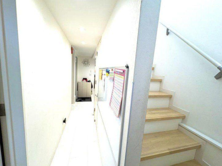 ���� �O�ρy���ցz  ������Ƃ������邢���ցB�������ƊJ����������A�A��邽�тɐS�����炮�悤�ȉ��K�ȋ�Ԃł��B