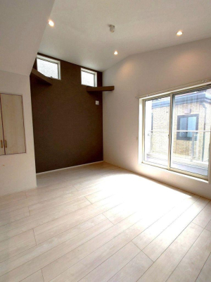 ���r���O �����y���r���O�z