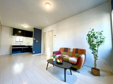 ���r���O �����y���r���O�z  �_�炩�ȗz�˂��ƐS�n�悢�����������郊�r���O�B�������Ƃ������Ԃ������A���났�̂ЂƂƂ������o���܂��B