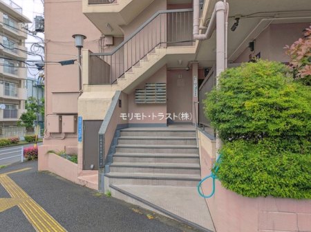 �G���g�����X -