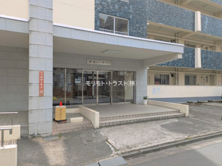 �G���g�����X -