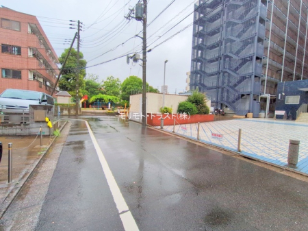 �G���g�����X -