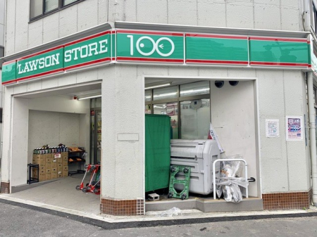 ���ӊ� �R���r�j 300m ���[�\���X�g�A100 �䓌����꒚�ړX