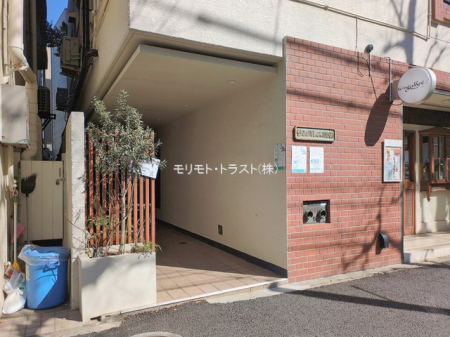 �G���g�����X -