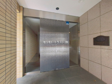�G���g�����X -