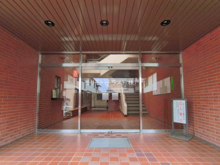 �G���g�����X -