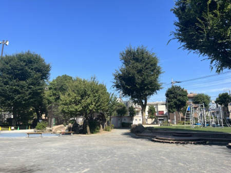 ���ӊ� ���� 800m �i��旧�`�������(�i��旧�`��������܂�800m �k��10���B)