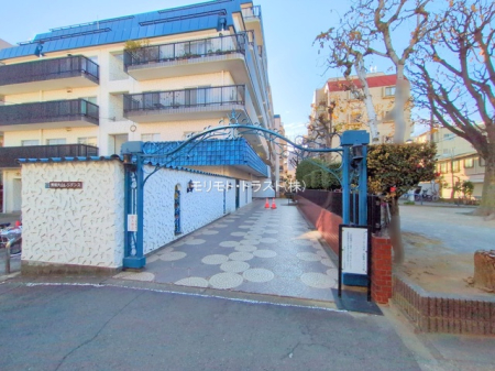 �G���g�����X -