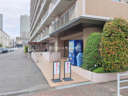 �G���g�����X -