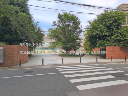 ���ӊ� ���w�Z 880m �L���旧�����k���w�Z