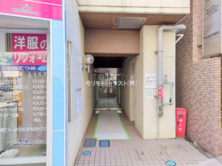 �G���g�����X -