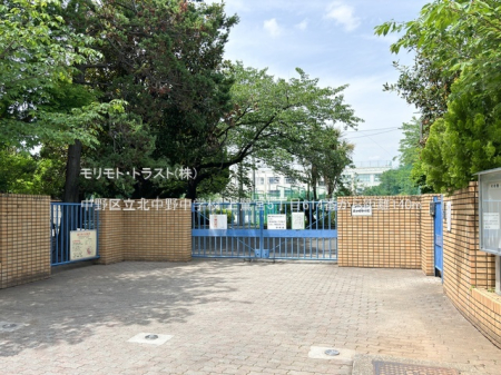 ���ӊ� ���w�Z 140m ����旧�k���쒆�w�Z