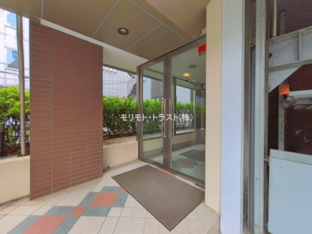 �G���g�����X -