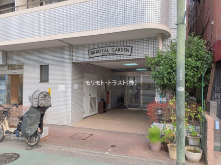 �G���g�����X -
