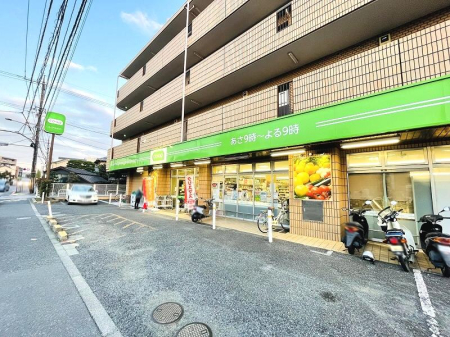 ���ӊ� �X�[�p�[ 824m �~�j�R�[�v�Ԓ˓X