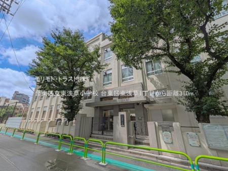 ���ӊ� ���w�Z 310m �䓌�旧���󑐏��w�Z